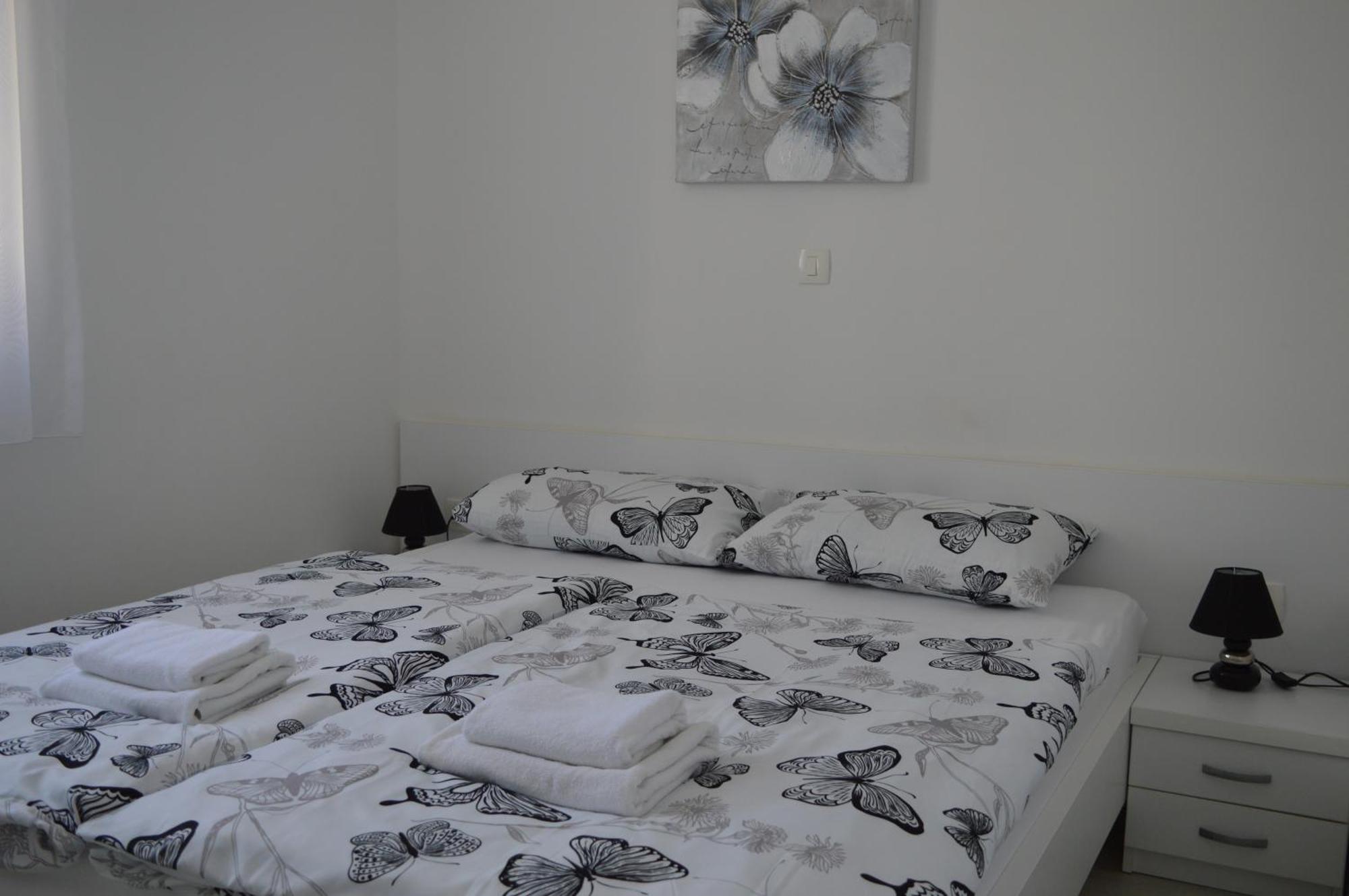Apartments Lea Хвар Экстерьер фото