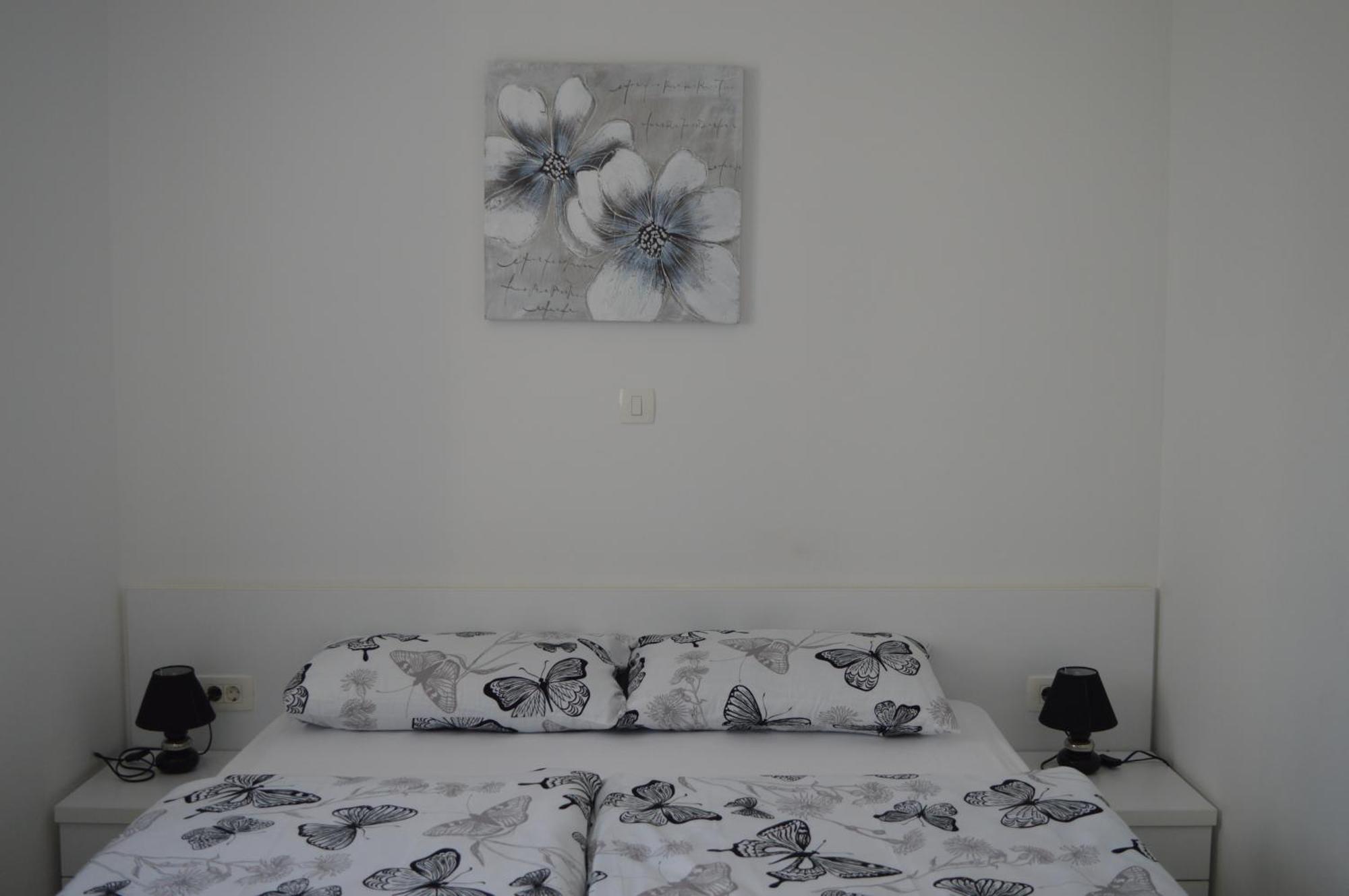 Apartments Lea Хвар Экстерьер фото